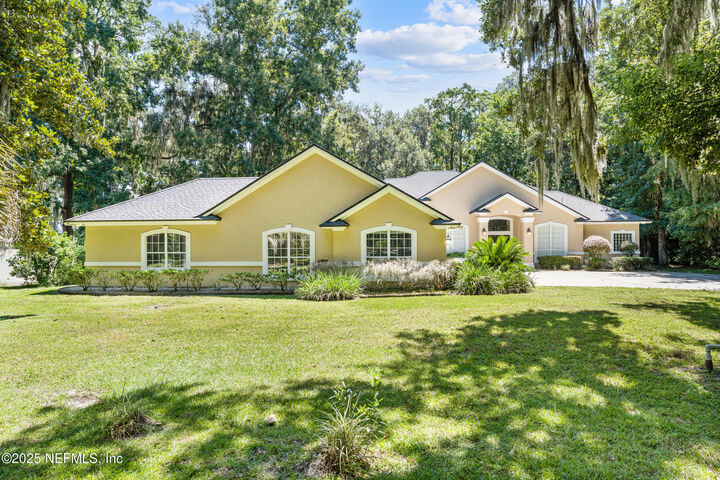 The Eden Jordan Team Coldwell Banker Vanguard in Fleming Island, FL (4)