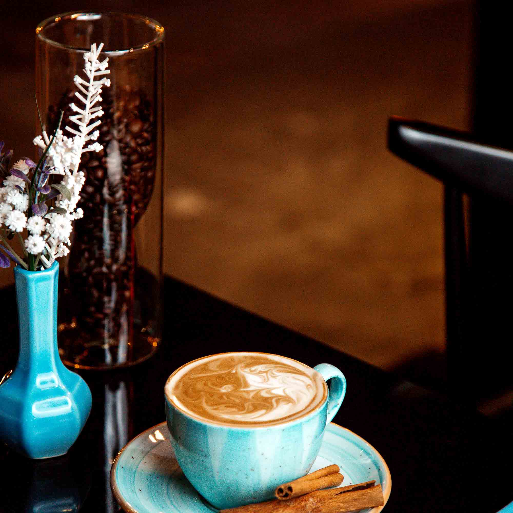 C'est La Vie Cafe in College Park, GA (2)