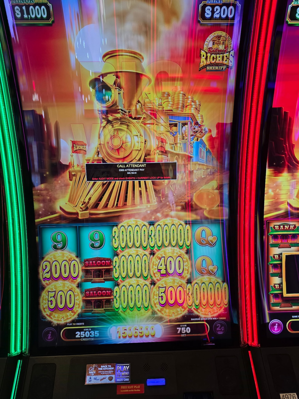 Wanaaha Casino in Bishop, CA (5)