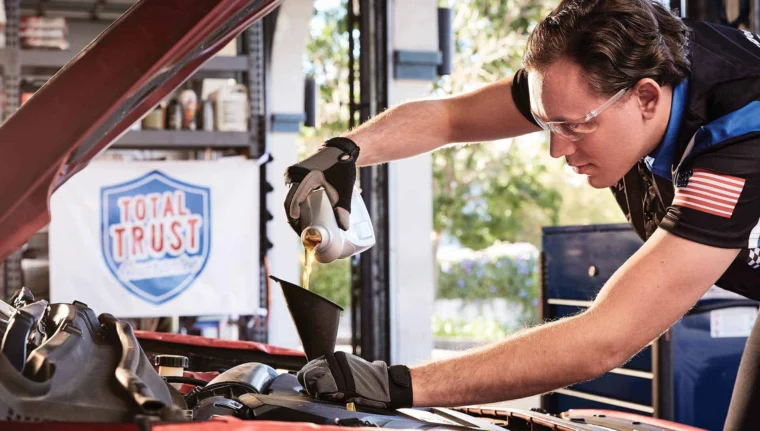 SpeeDee Oil Change & Auto Service in Locust Grove, GA (2)