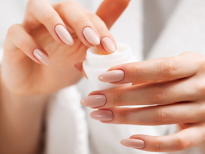 Lux Nail Studio in Tustin, CA (5)