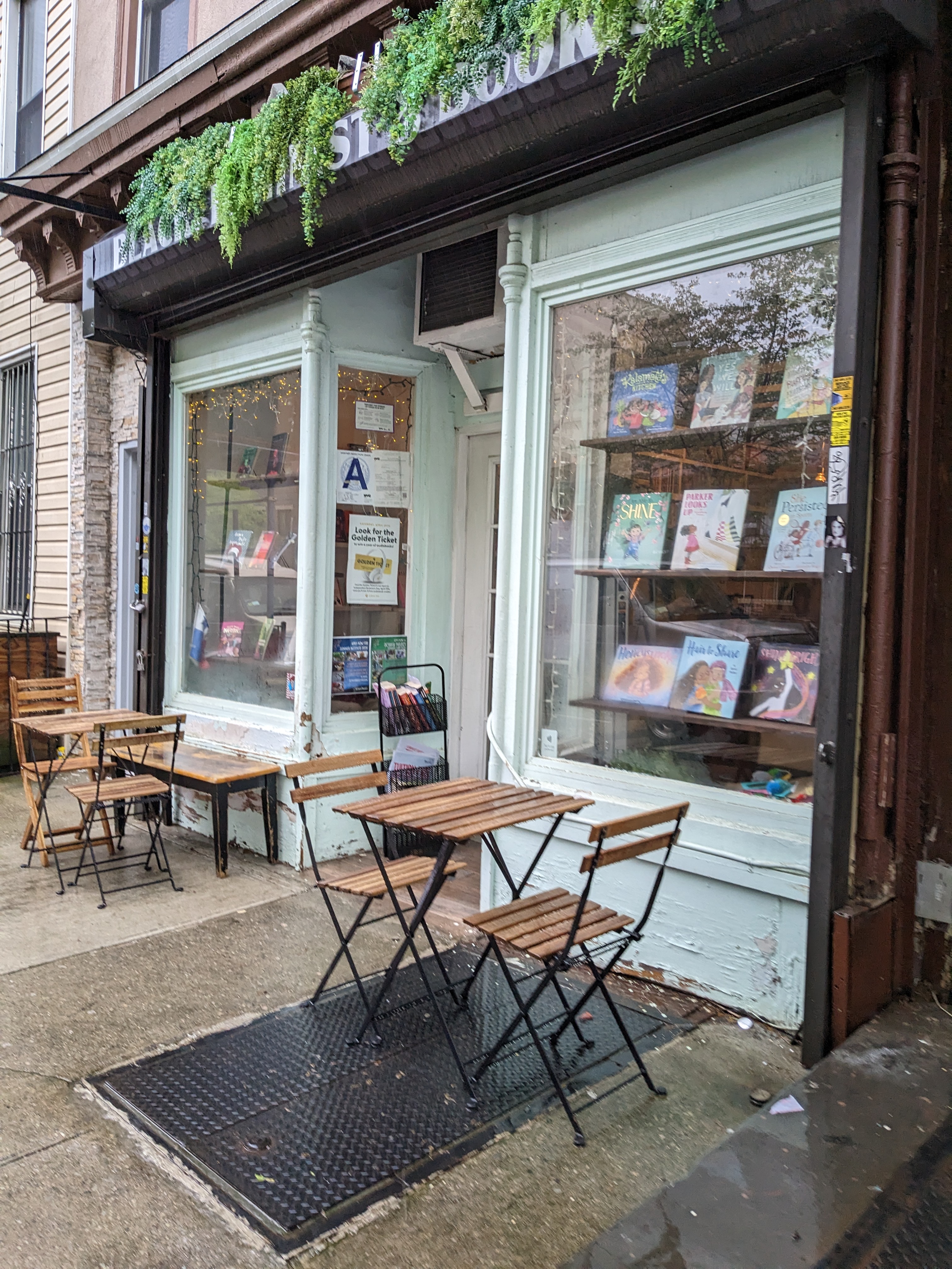 Café con Libros in Brooklyn, NY (3)