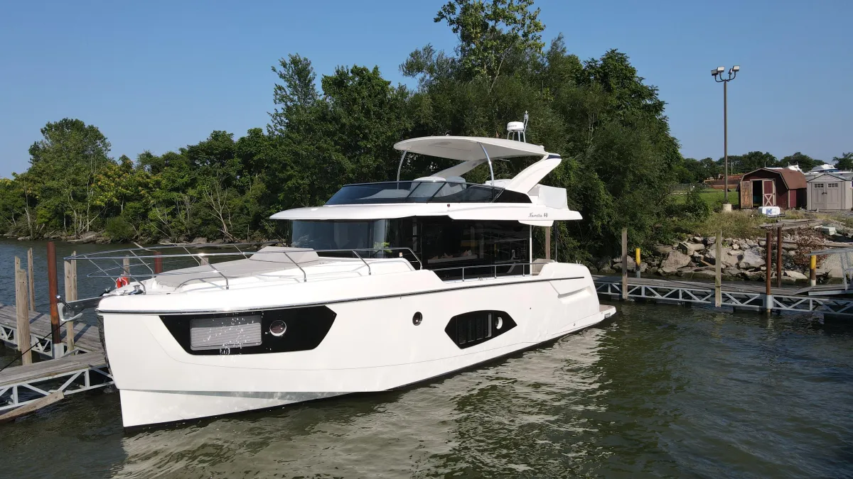 JDuBs Marine Detailing in Lakeside Marblehead, OH (2)