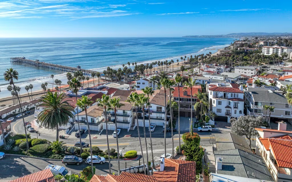 Sandra Bethune - Realtor DRE#02022416 in Mission Viejo, CA (3)