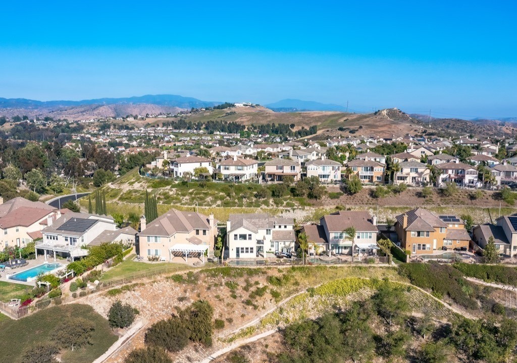 Sandra Bethune - Realtor DRE#02022416 in Mission Viejo, CA (4)
