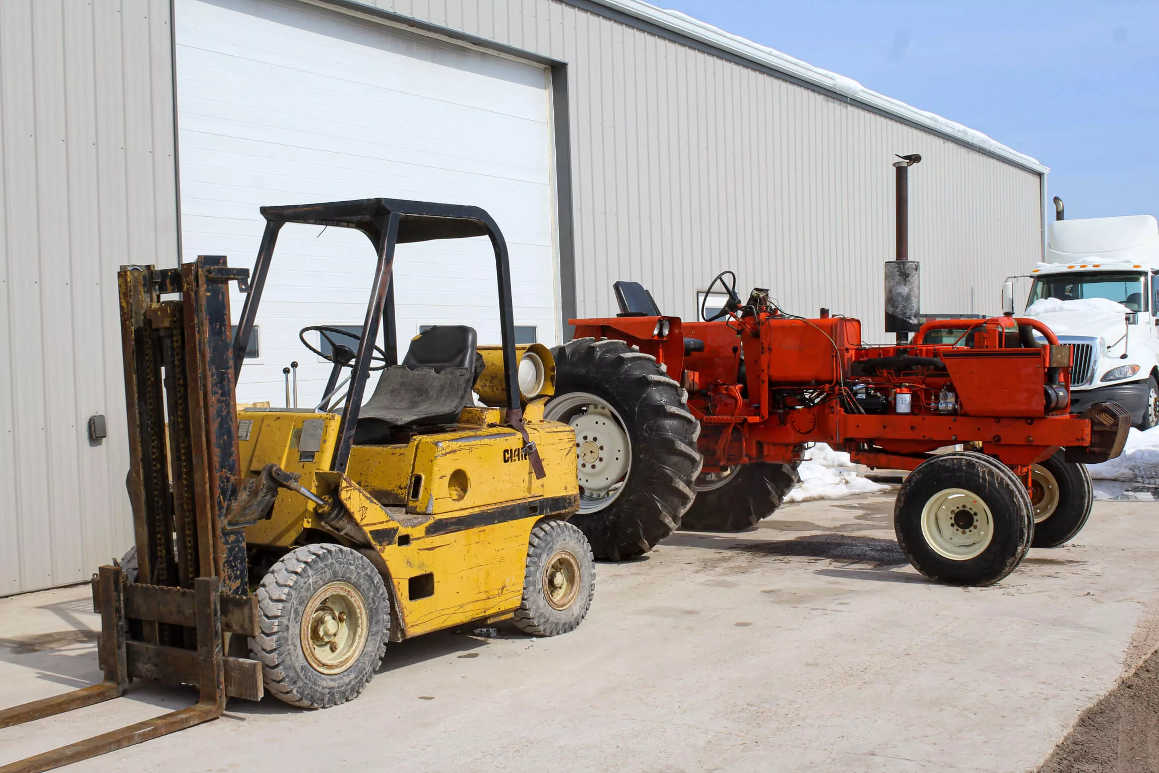 Double D Service (Heavy Truck & Diesel Engines) in Mishicot, WI (6)