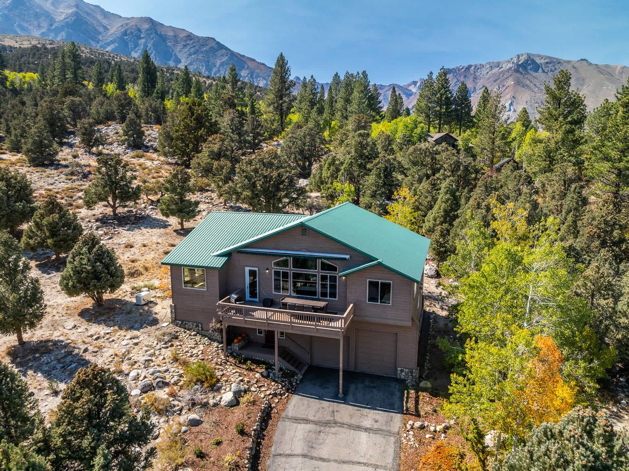 Kerrick Helton Compass Real Estate Mammoth Lakes in Mammoth Lakes, CA (3)