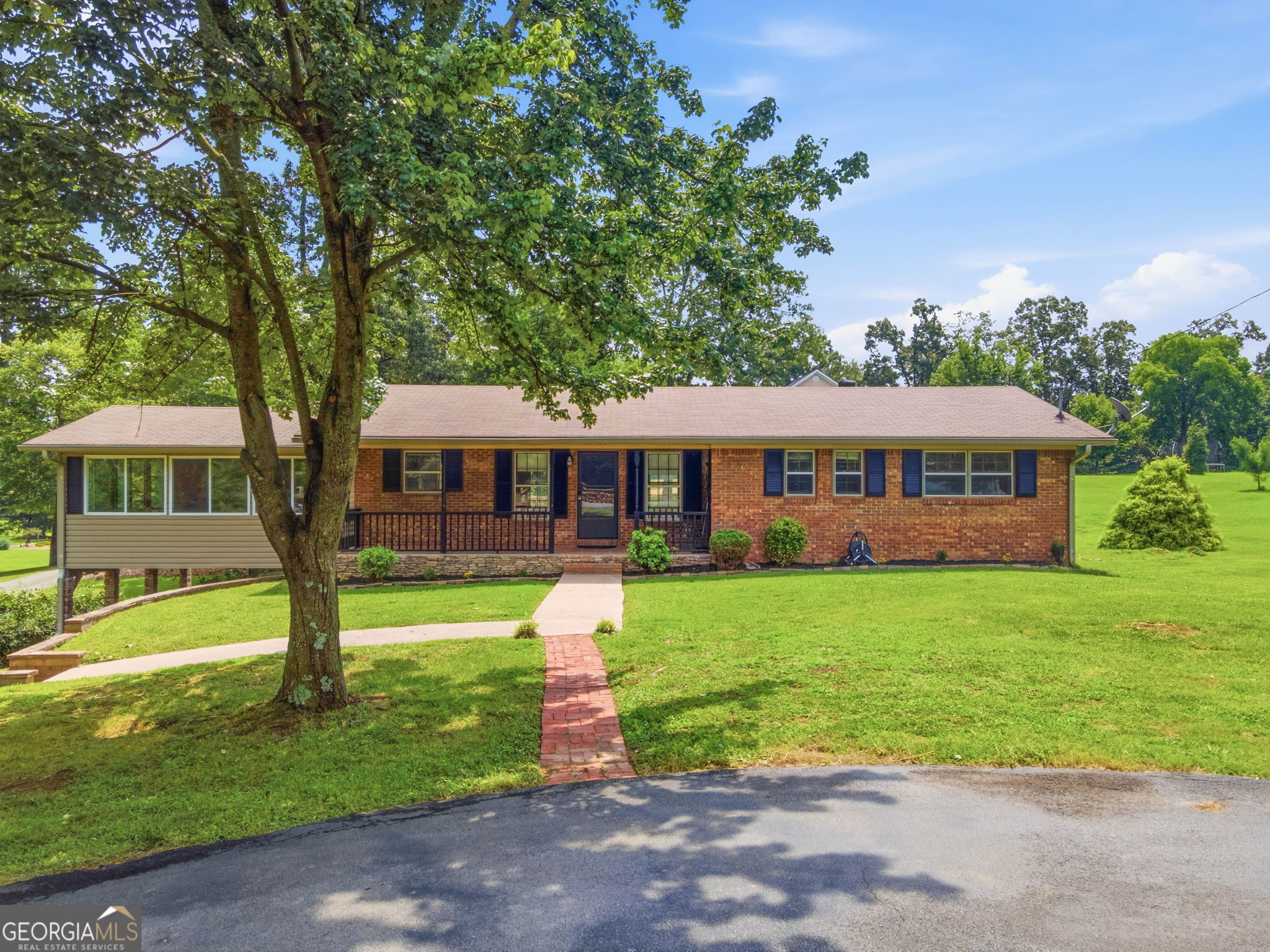 Amanda Jo Realty Group in Fairmount, GA (2)