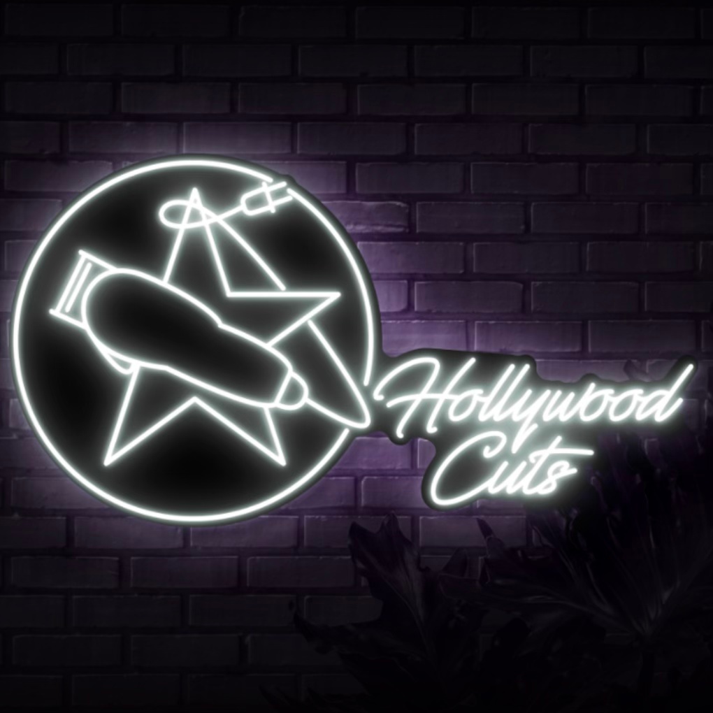 Hollywood Cuts in Milwaukee, WI (6)