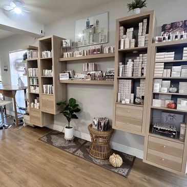 Friends Salon Spa & Suites in Kissimmee, FL