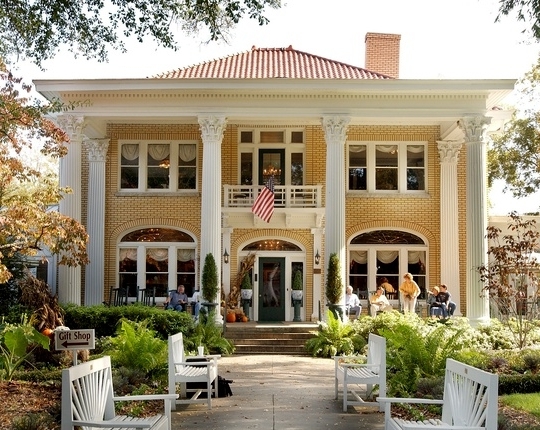 Blue Willow Inn Restaurant & Gift Shop in Social Circle, GA (3)