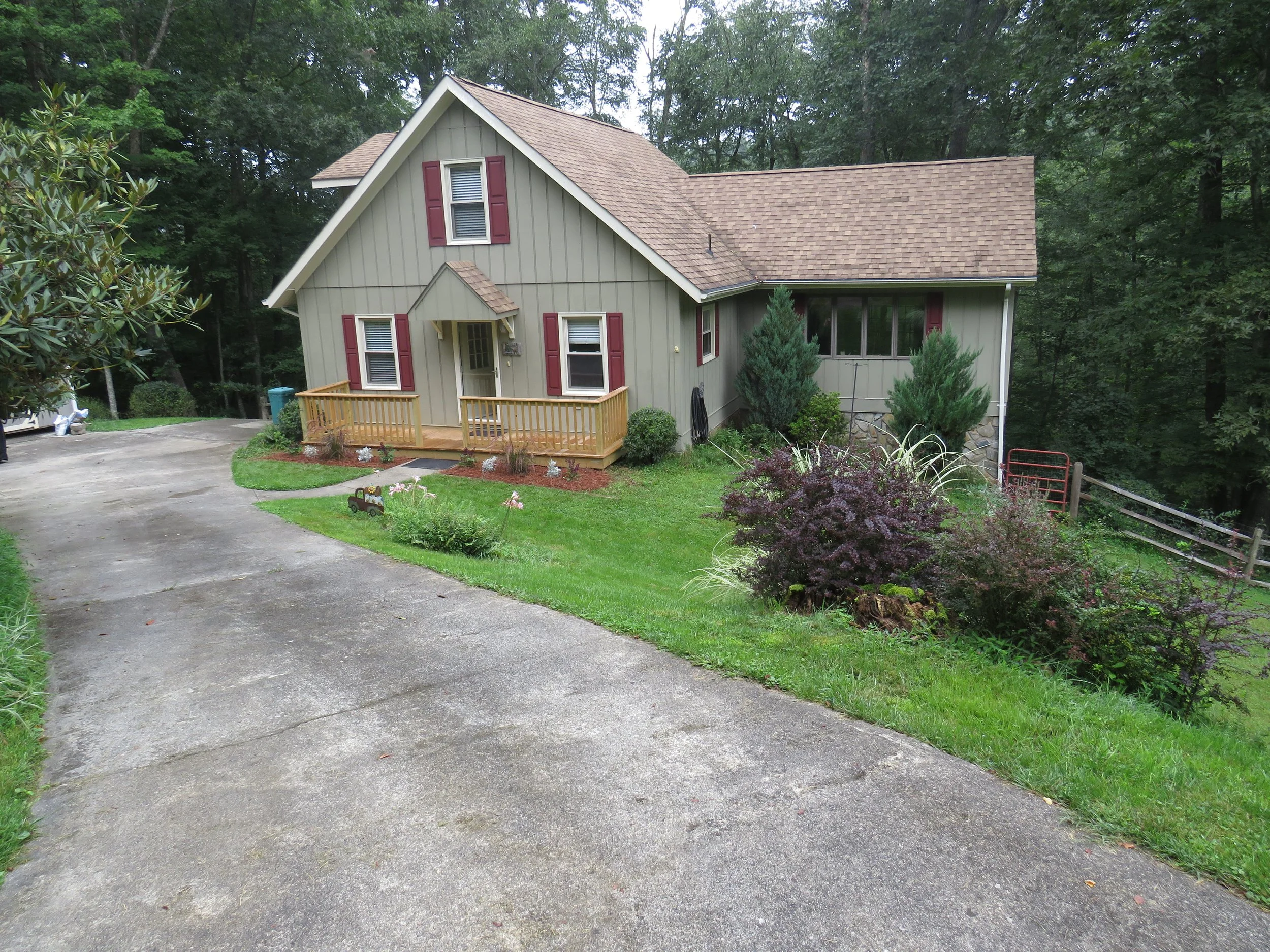 Mountain Dreams Realty in Sparta, NC (2)