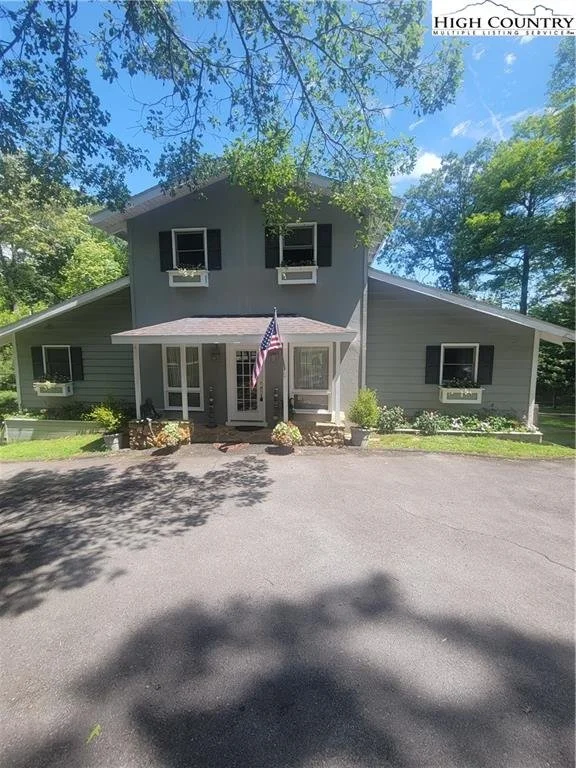 Mountain Dreams Realty in Sparta, NC (6)