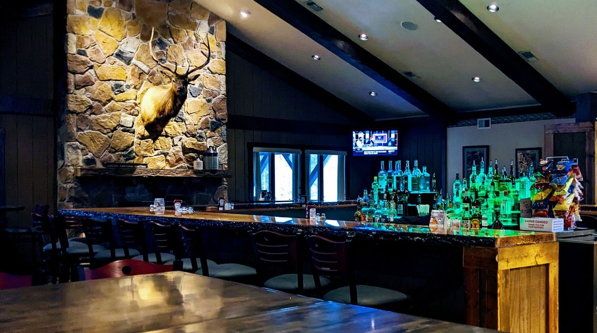 Foggy Mountain Lodge and Pub in Stahlstown, PA (4)