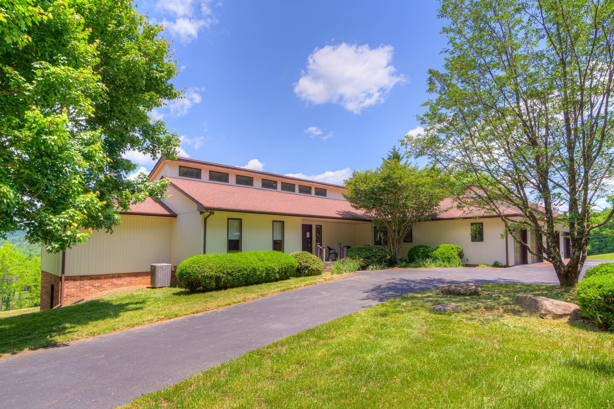 Roots Realty Group in Blacksburg, VA (2)
