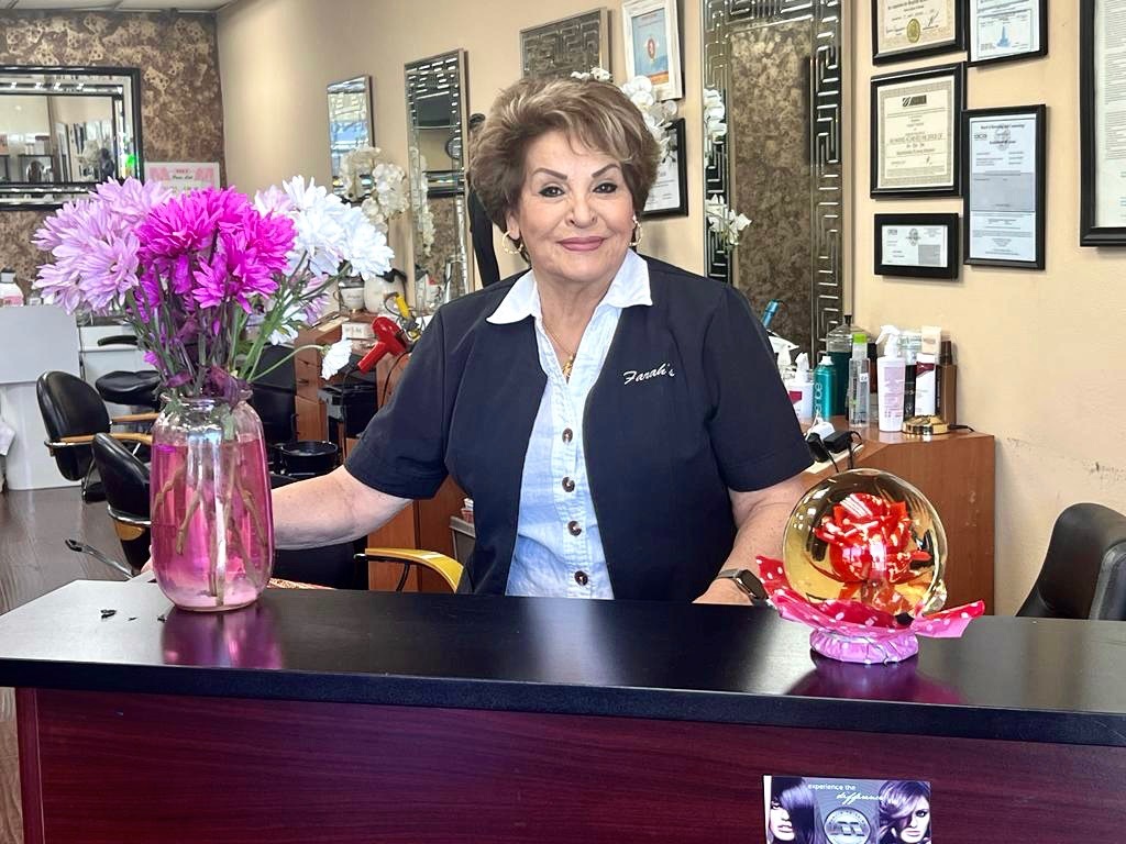 Farah's Beauty Salon in Canoga Park, CA (4)