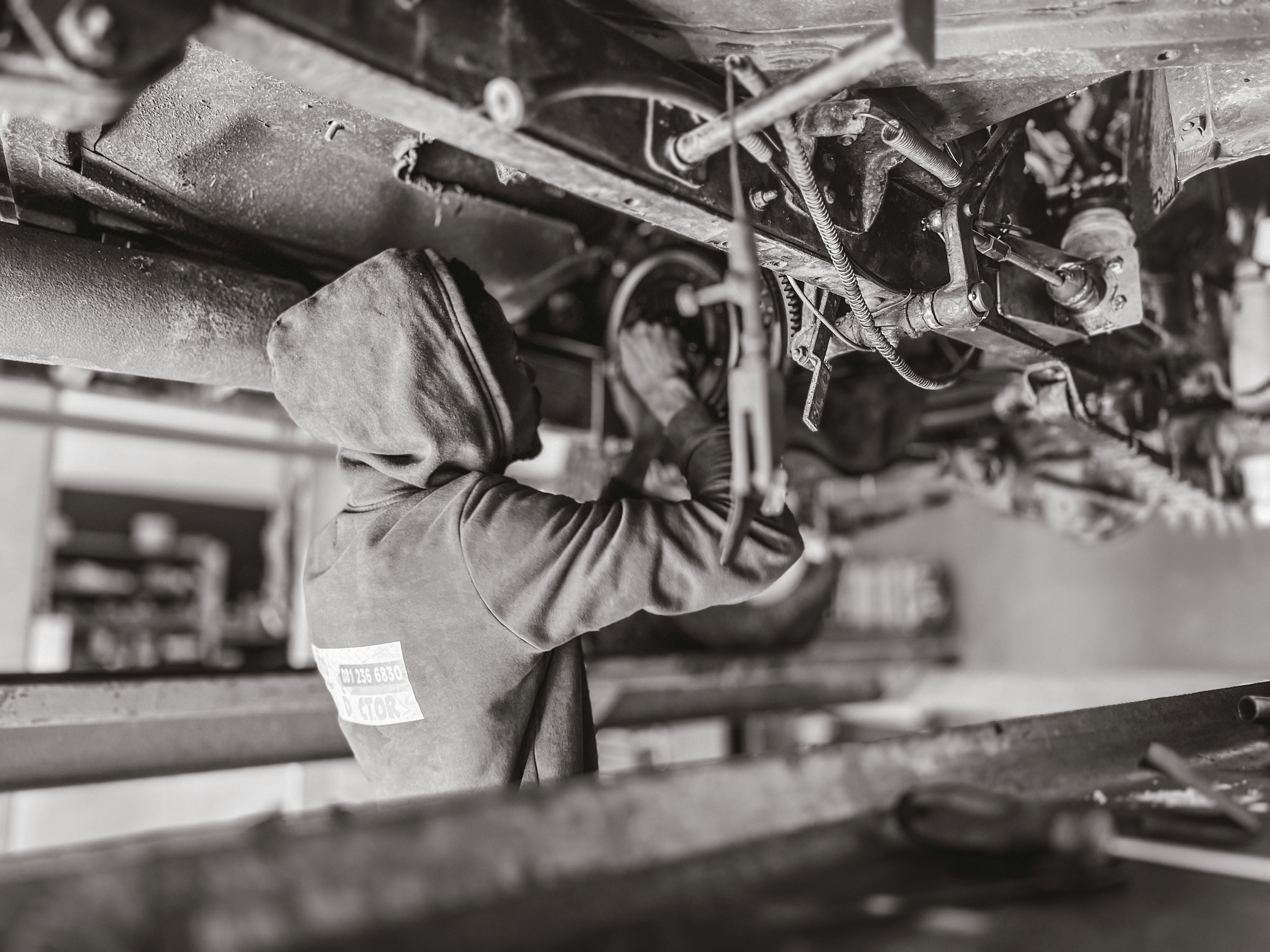 CHAPMAN AUTO SVC & MUFFLER in Cleveland, OH (3)