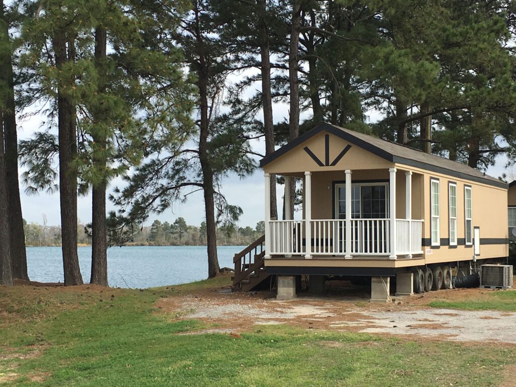 Boomtown USA RV Resort in Vidor, TX (2)