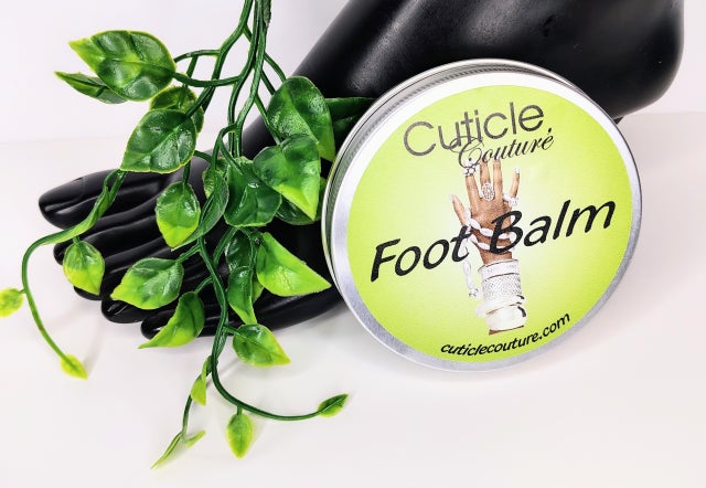 Cuticle Couturé in Farmington, MI (3)
