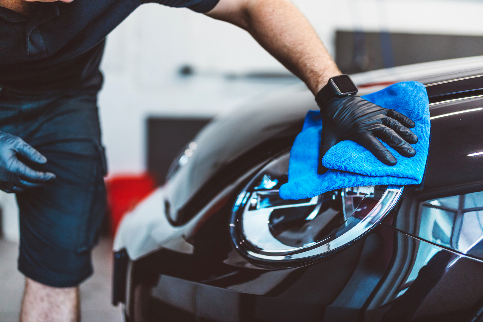 Visibly Clean Mobile car wash in Ferndale, MI