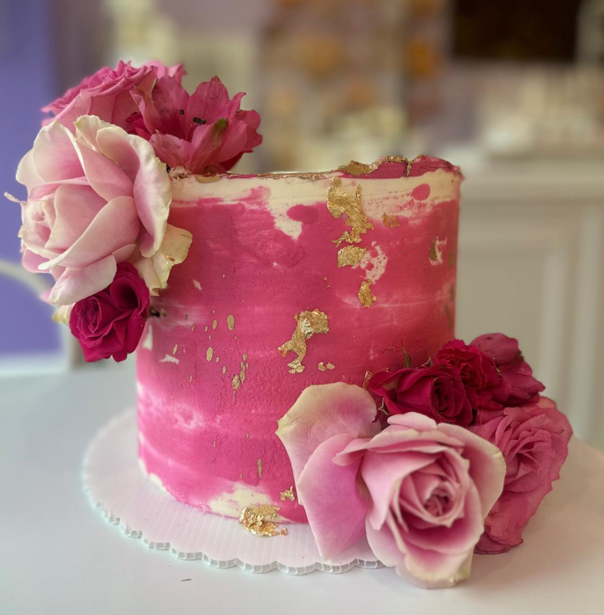 Hanoli Cakes in Glendale, NY