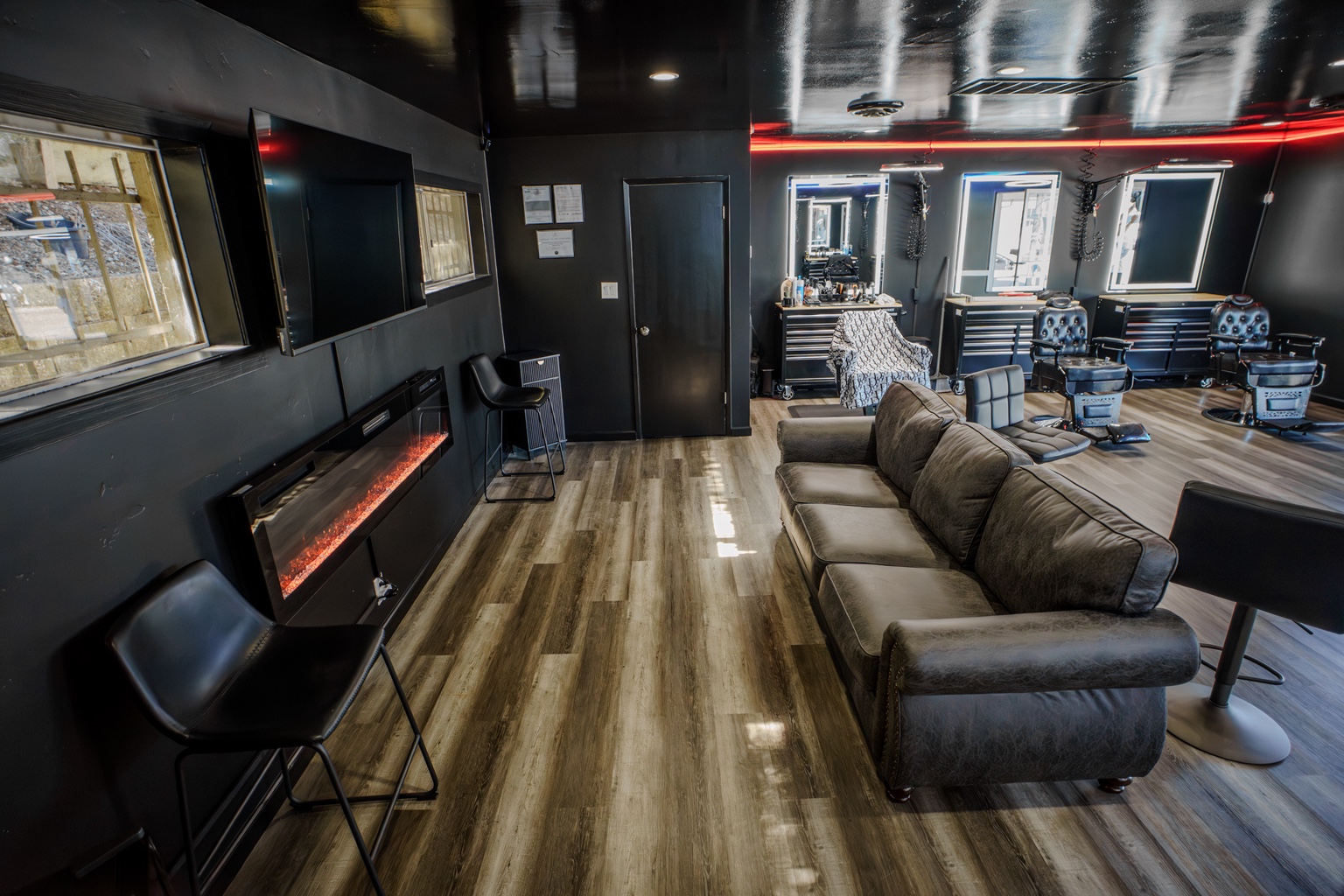 Mix Barber Lounge in Morgan Hill, CA (4)