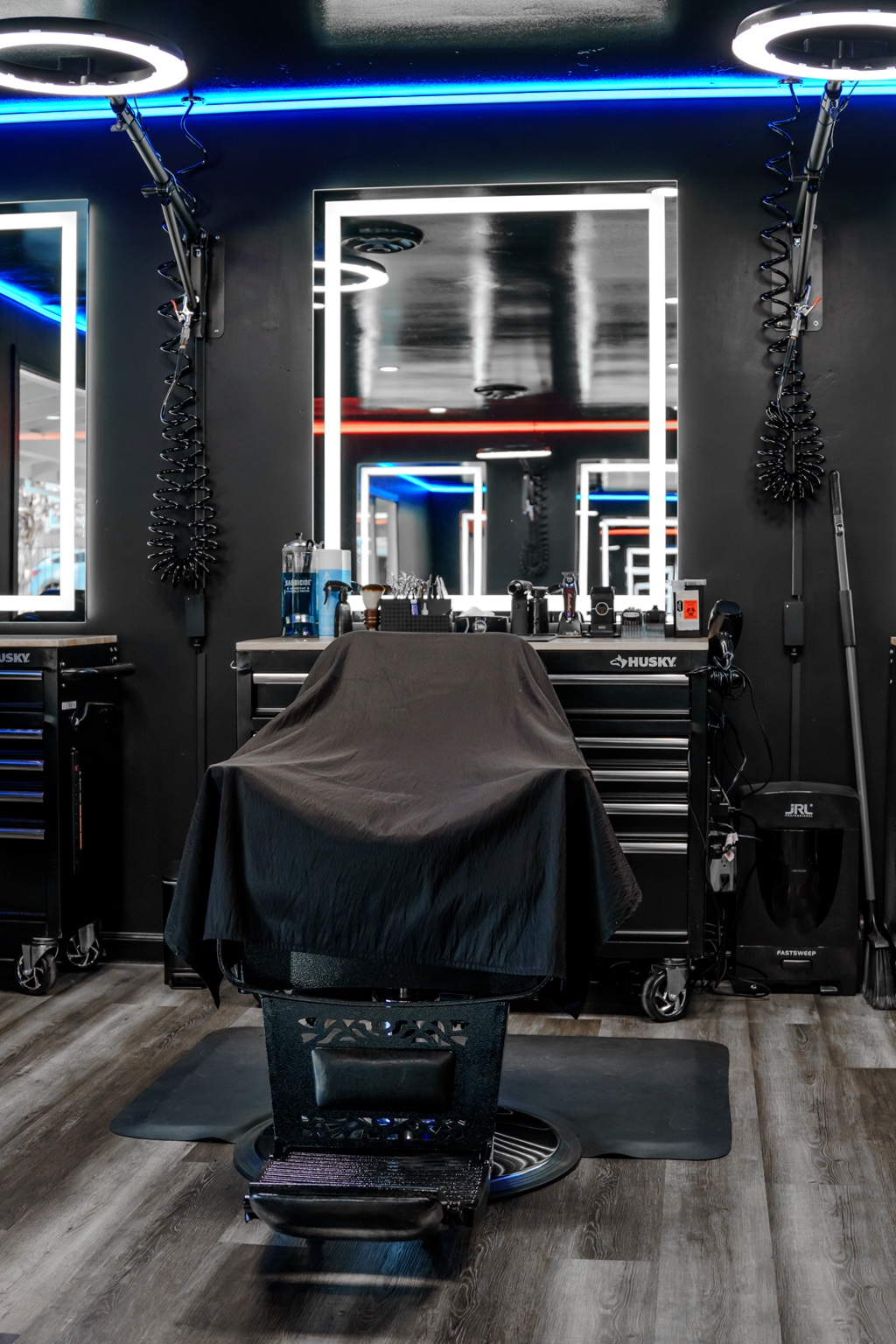 Mix Barber Lounge in Morgan Hill, CA (6)