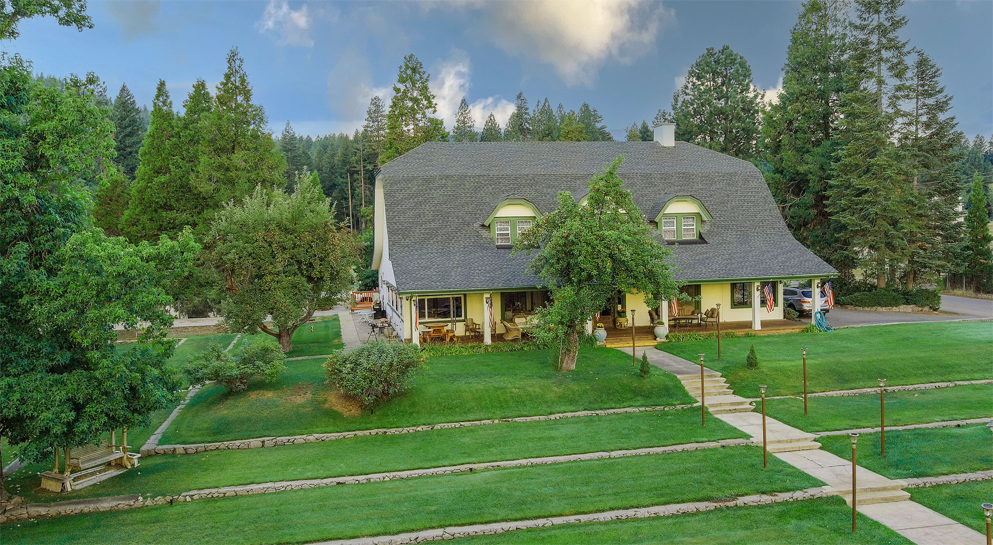Mount Shasta Ranch Bed and Breakfast in Mt Shasta, CA
