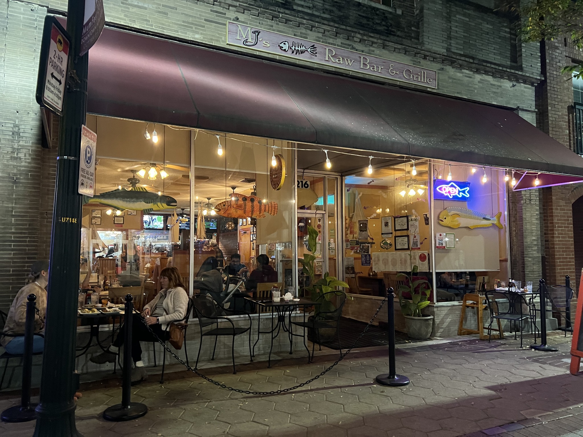Mj's Raw Bar and Grille in New Bern, NC (2)