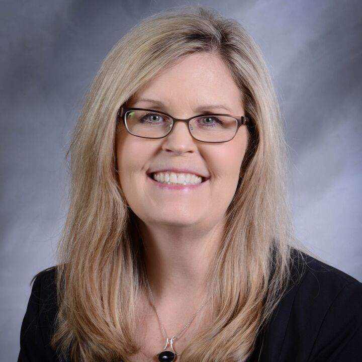 Cynthia Toth, Realtor in Streetsboro, OH