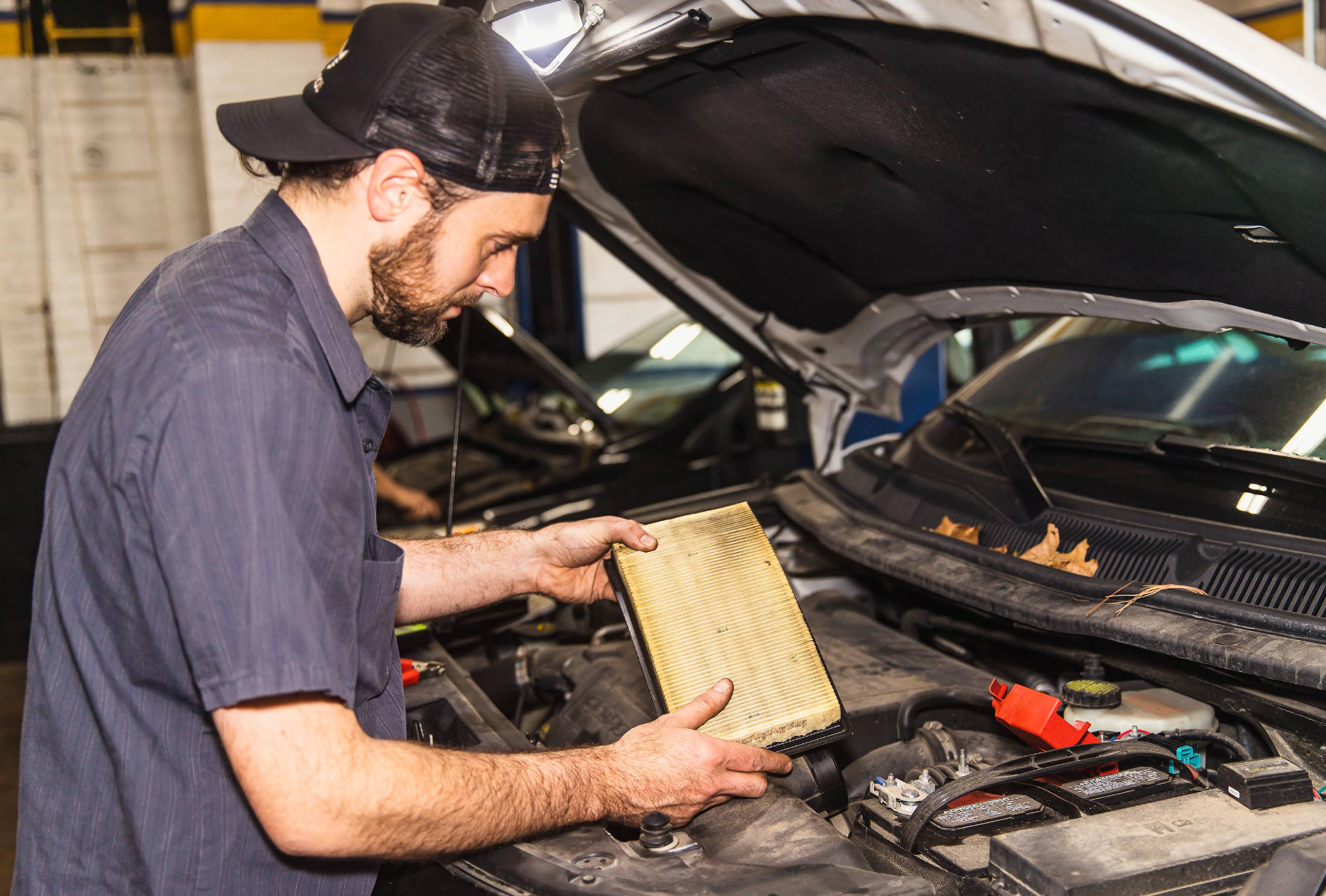 Dee's Auto Care Specialists in La Crosse, WI
