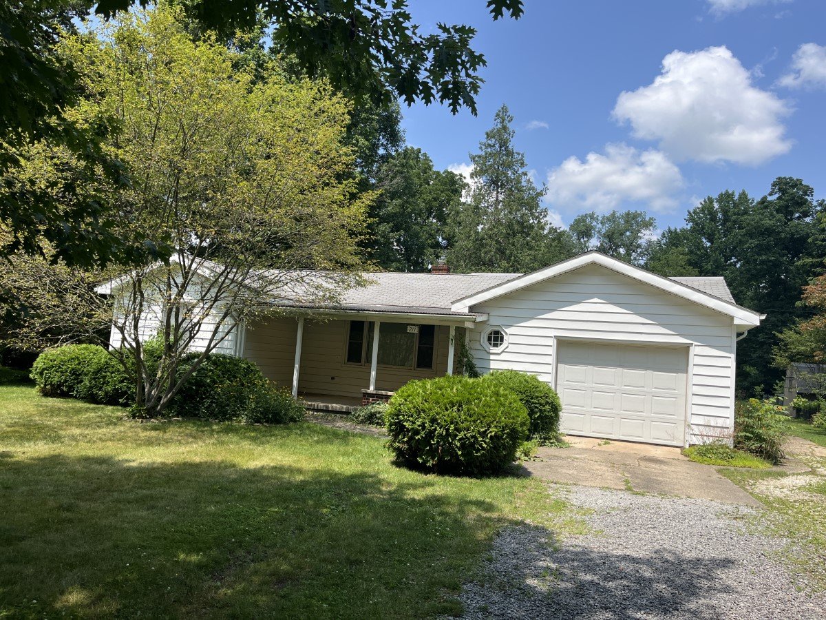 Model Real Estate in Goshen, IN (2)