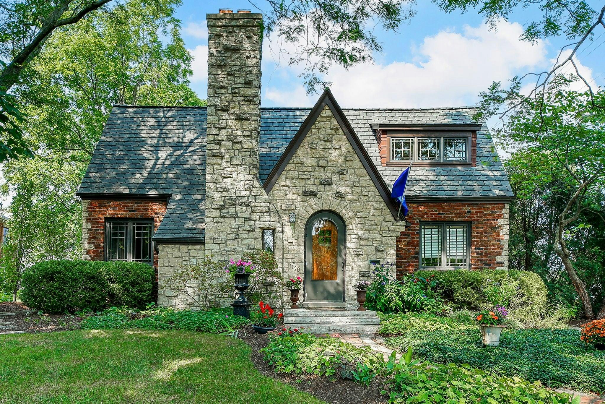 Pagels Group, Berkshire Hathaway HomeServices Chicago-Downers Grove in Downers Grove, IL