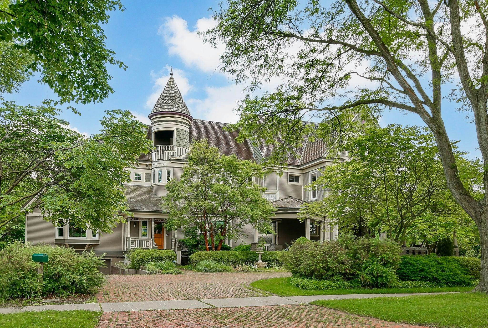 Pagels Group, Berkshire Hathaway HomeServices Chicago-Downers Grove in Downers Grove, IL (2)