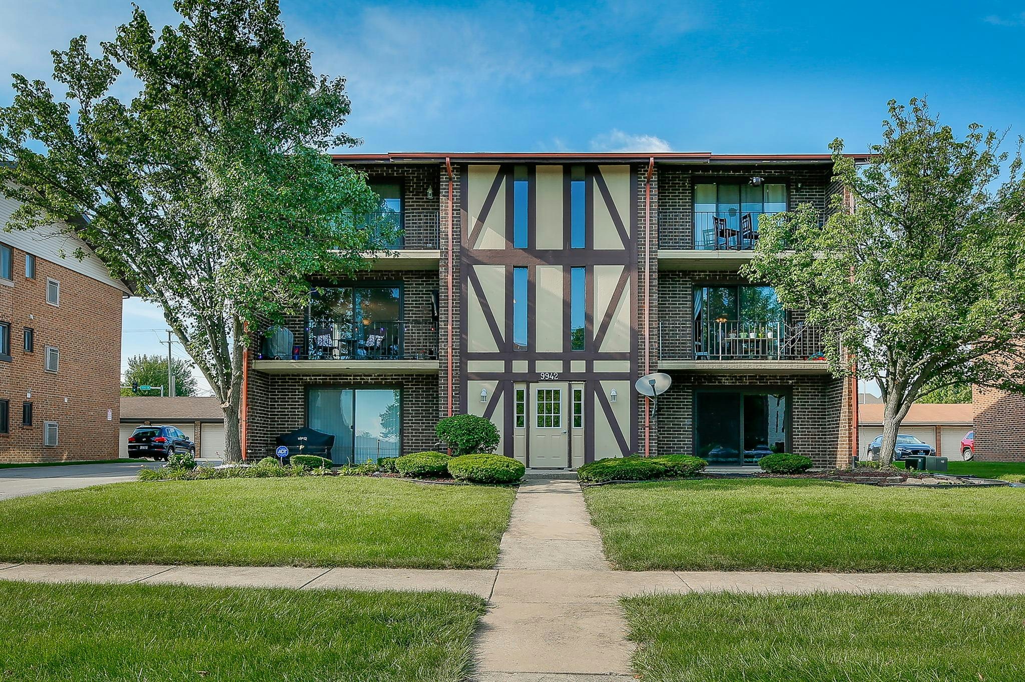 Pagels Group, Berkshire Hathaway HomeServices Chicago-Downers Grove in Downers Grove, IL (3)