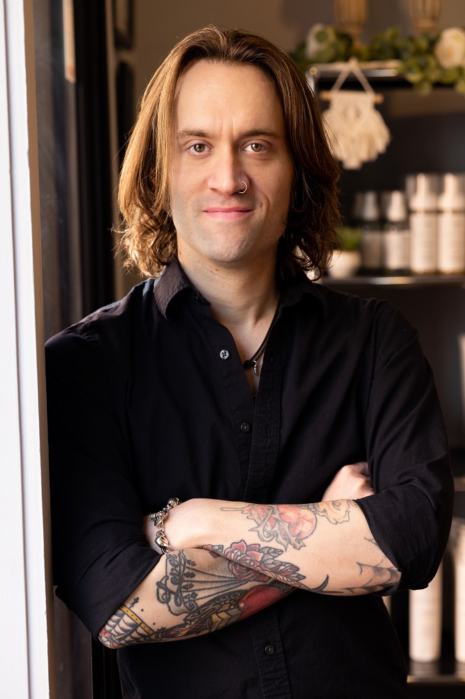 Laboratory Hair Studio in Morris Plains, NJ (6)