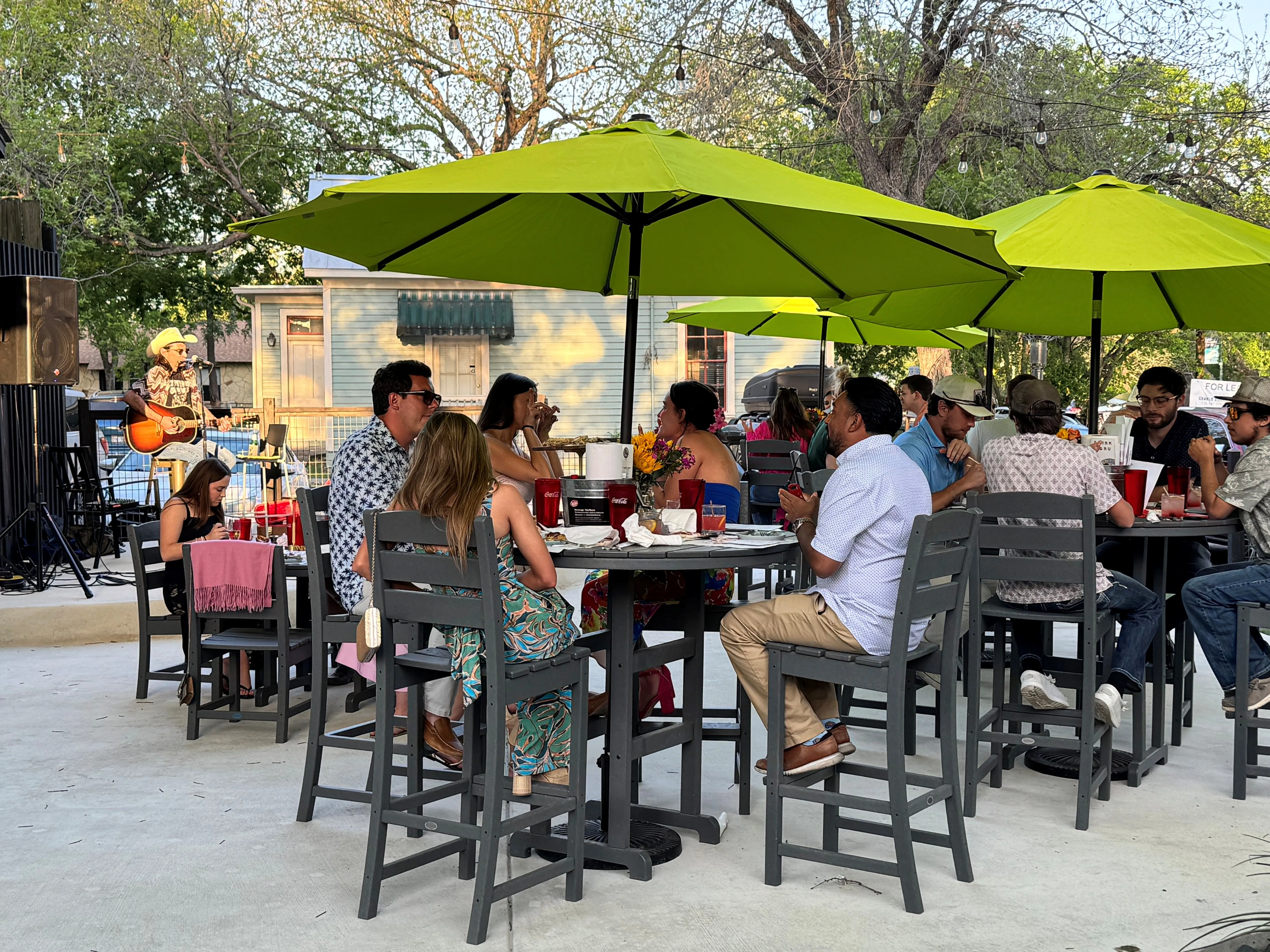 Pinchy’s Lobster & Rawbar in Boerne, TX (2)
