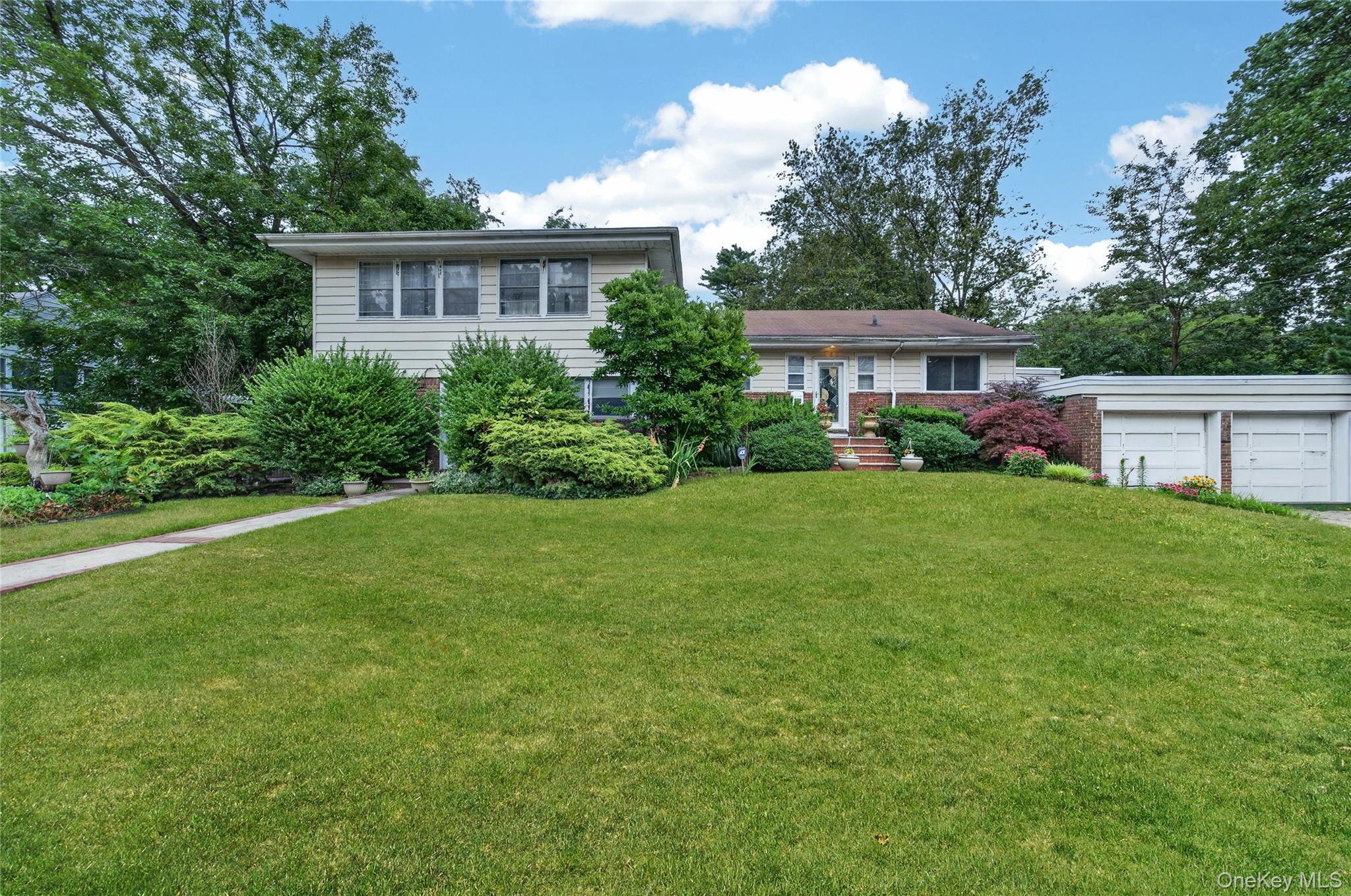 Panache Real Estate in Westbury, NY