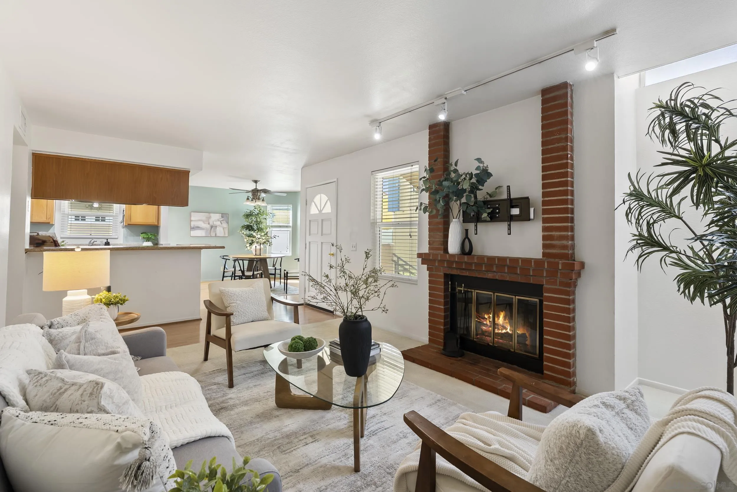 Madeline Foley | Imperial Beach, Coronado , & San Diego Realtor | Military Relocation Specialist in Imperial Beach, CA (5)