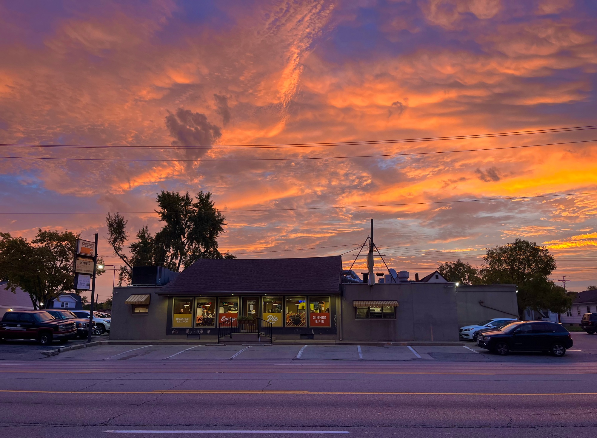 Hyde's Restaurant, Inc. in Hamilton, OH (3)