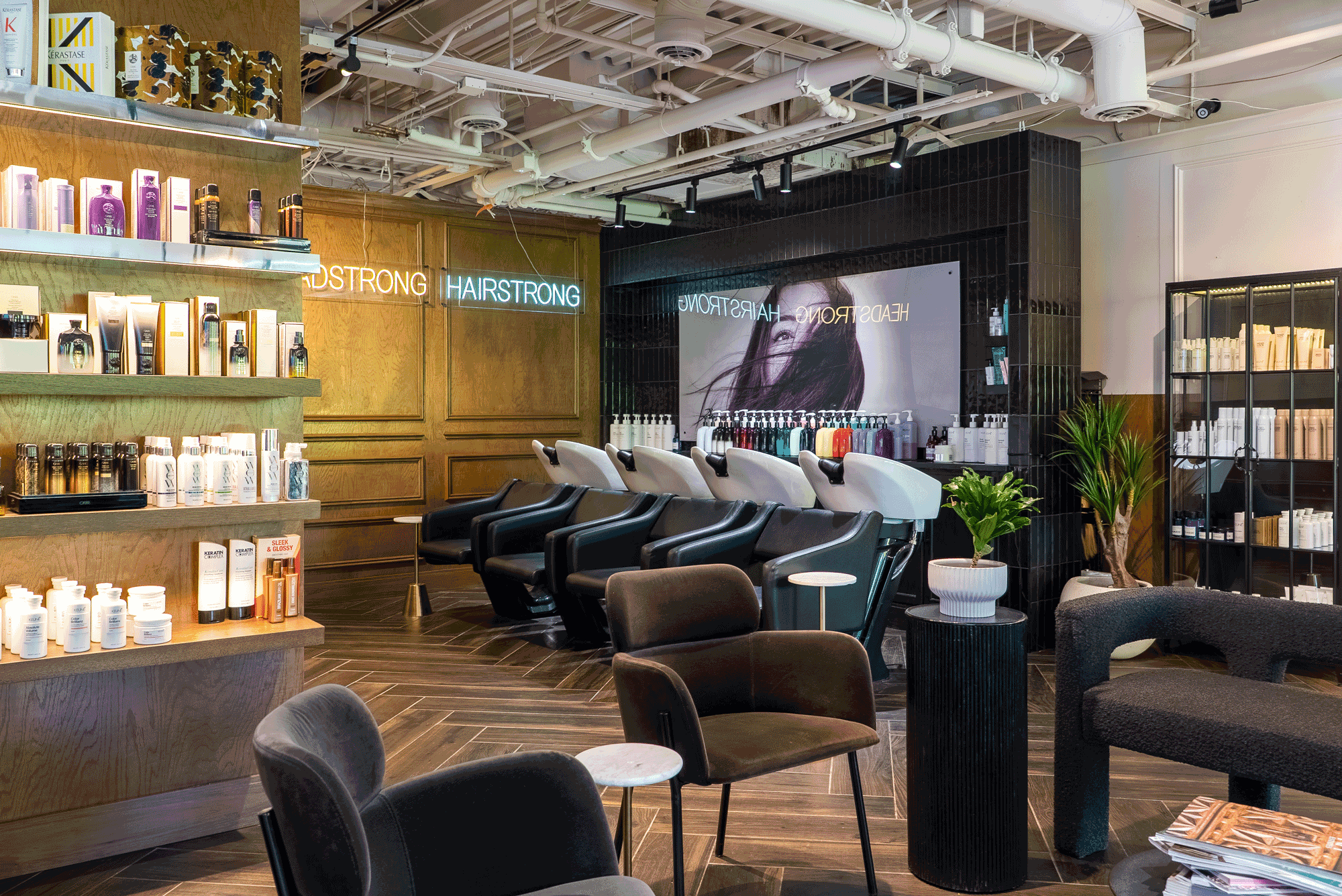 Salon TORO in Birmingham, MI