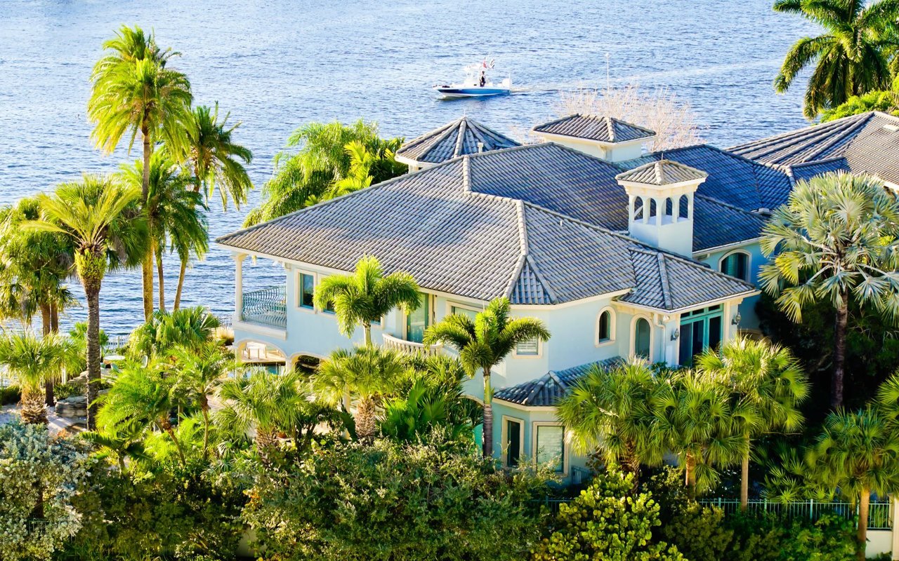 Carr Signature Premier Group in Tampa, FL (2)