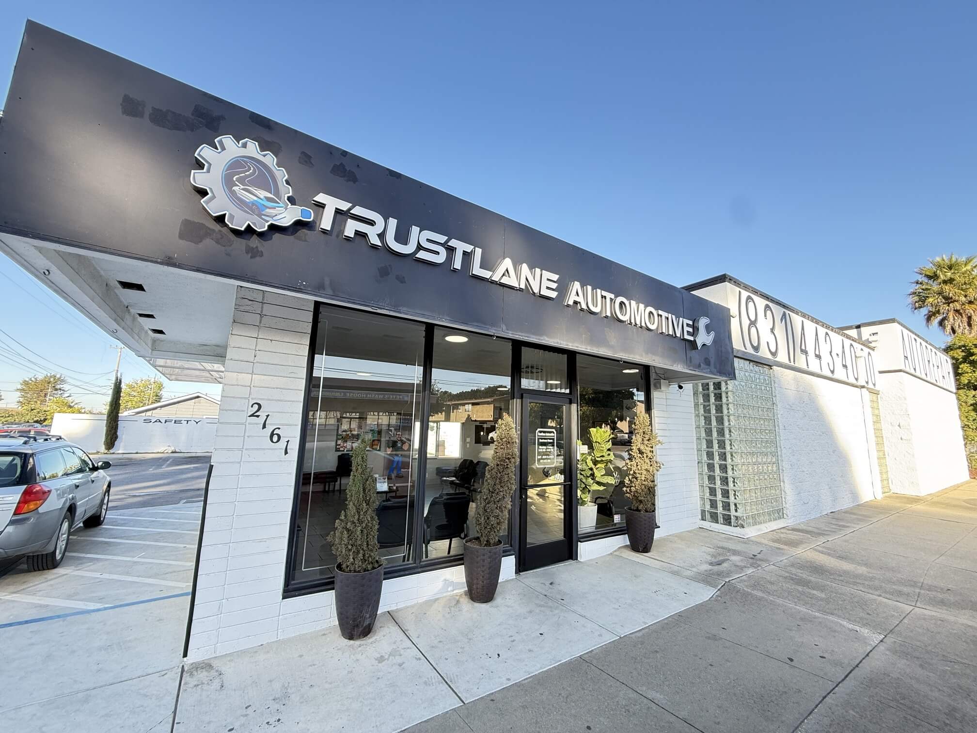Trustlane Automotive in Salinas, CA (2)