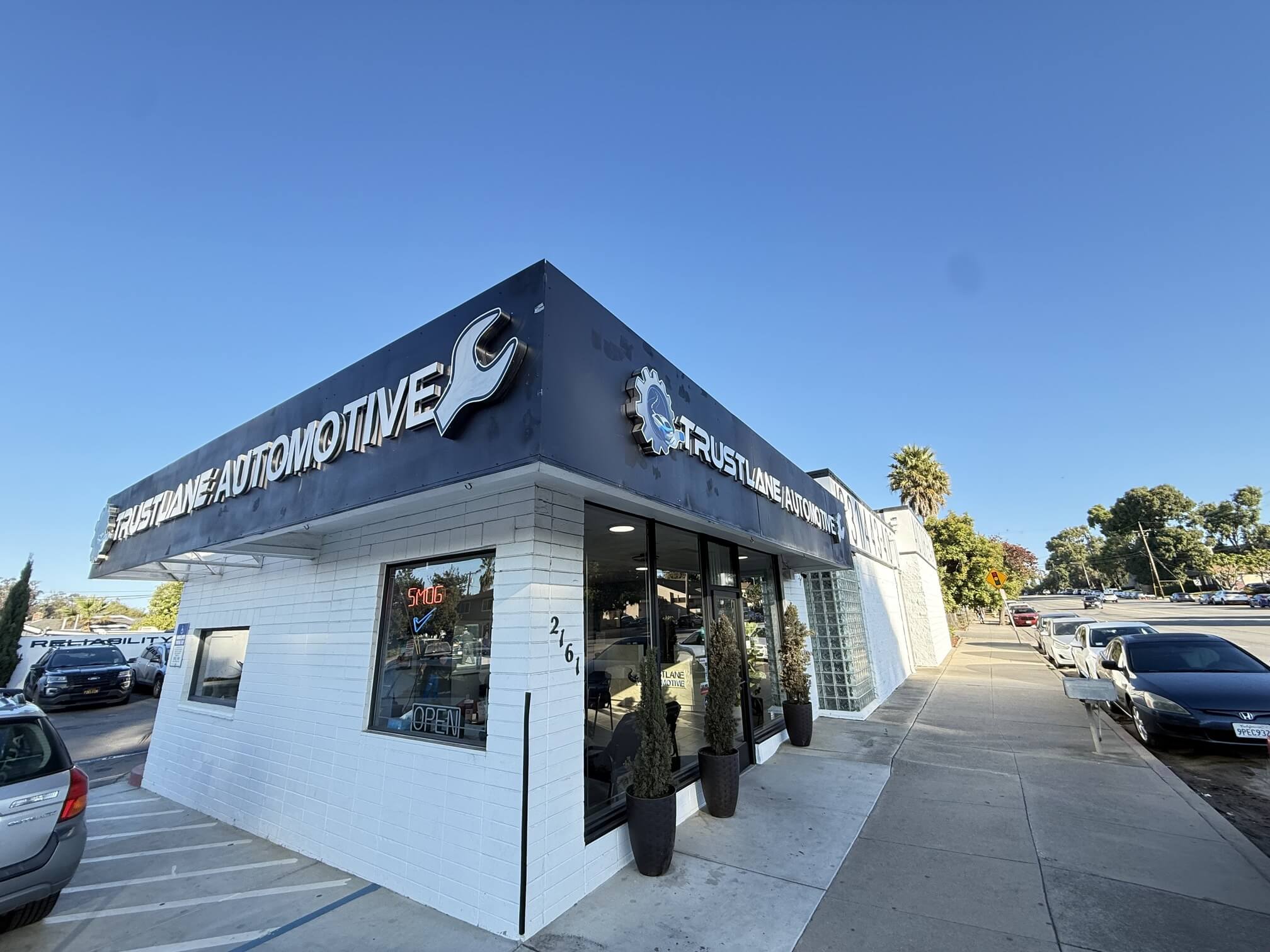 Trustlane Automotive in Salinas, CA (4)