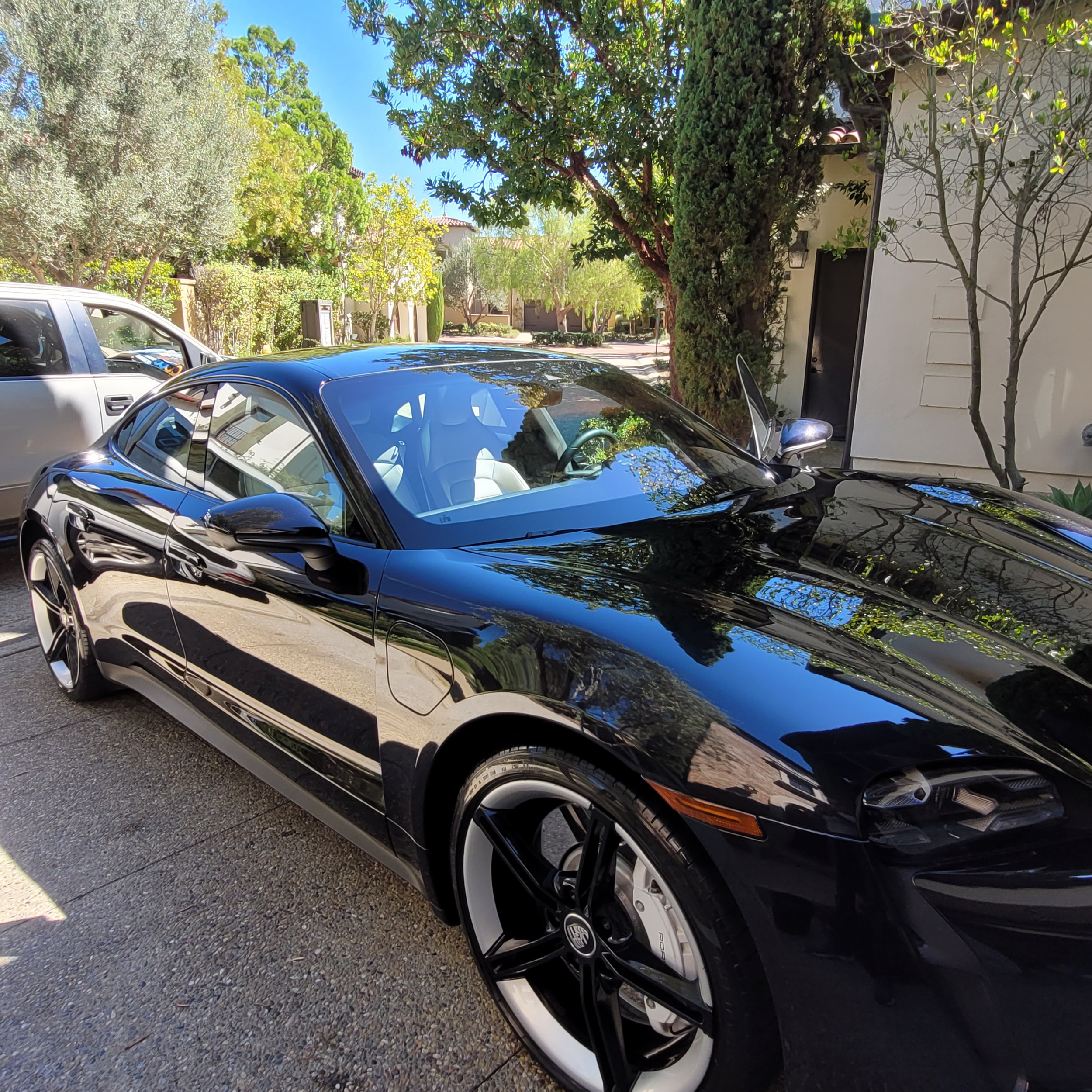 Hago's Auto Wash in Huntington Beach, CA