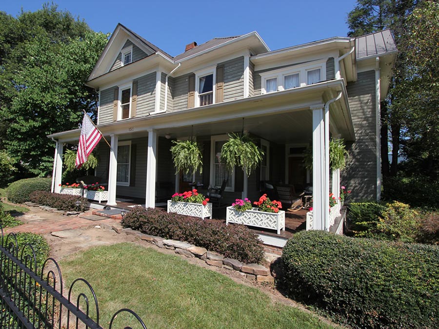 Collins and Associates Realty in Independence, VA