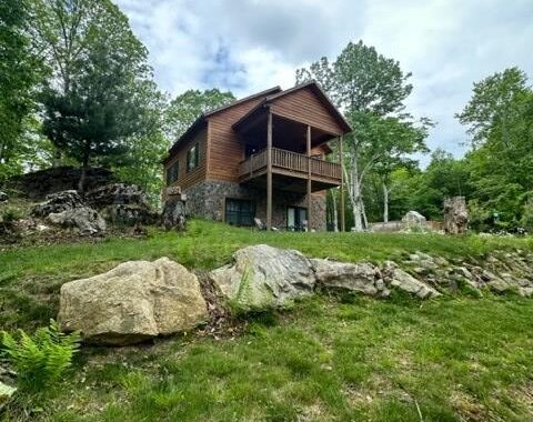 Collins and Associates Realty in Independence, VA (5)
