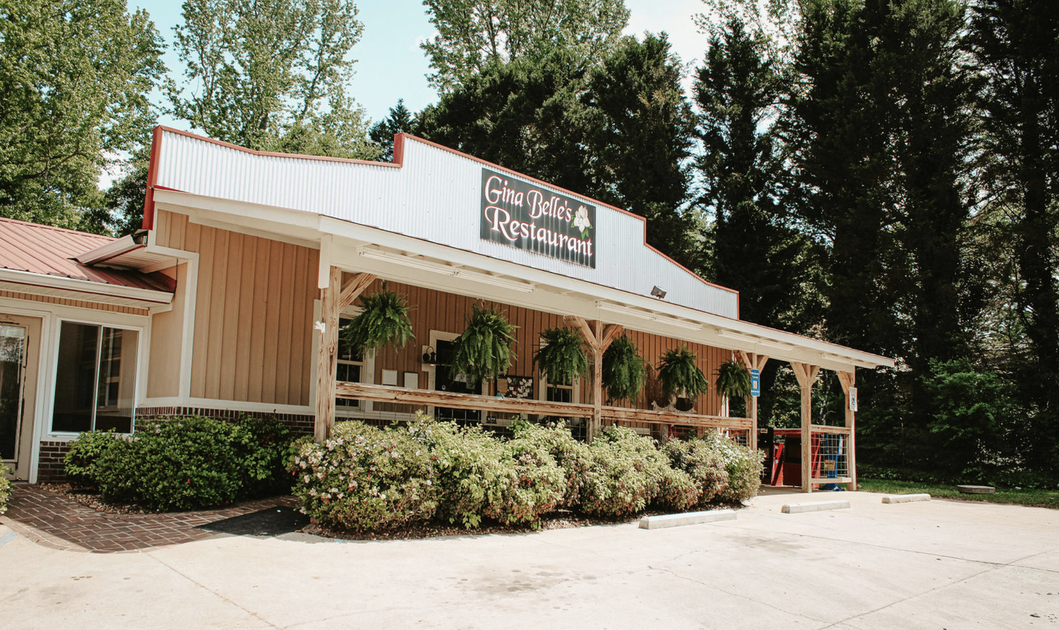 Gina Belle's Restaurant in Danielsville, GA (4)