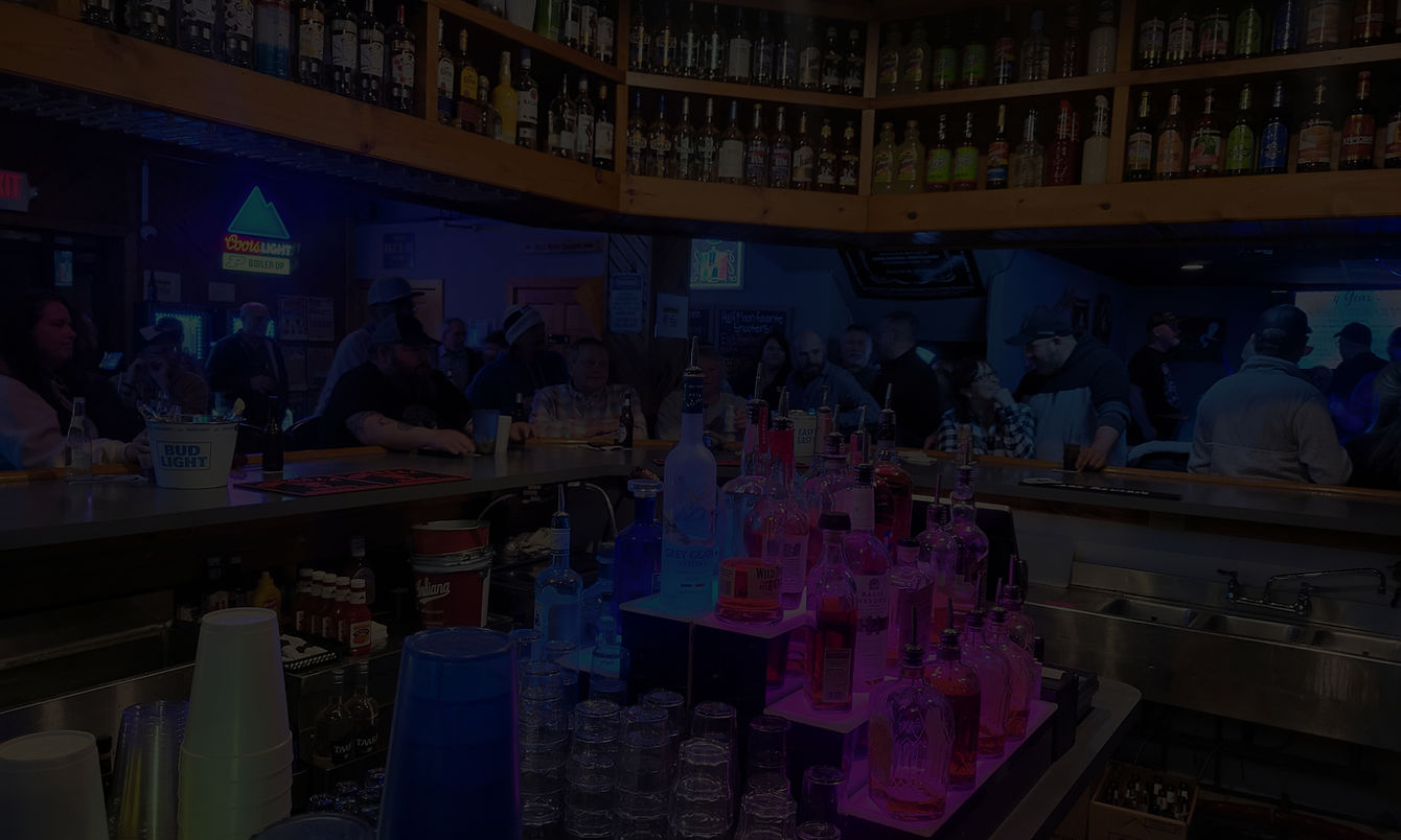 Half Moon Saloon in Mt Vernon, IN (4)