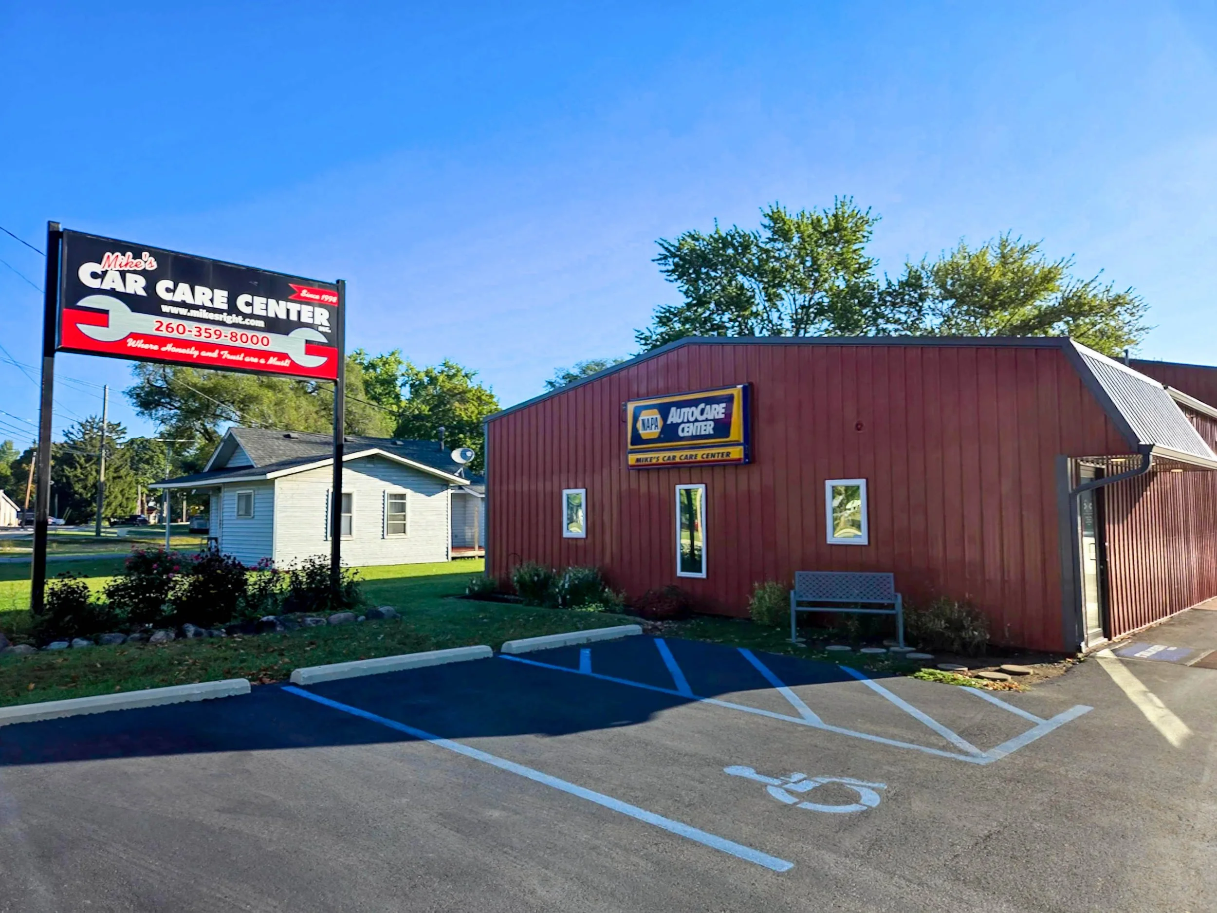 Mike's Car Care Center in Huntington, IN (4)